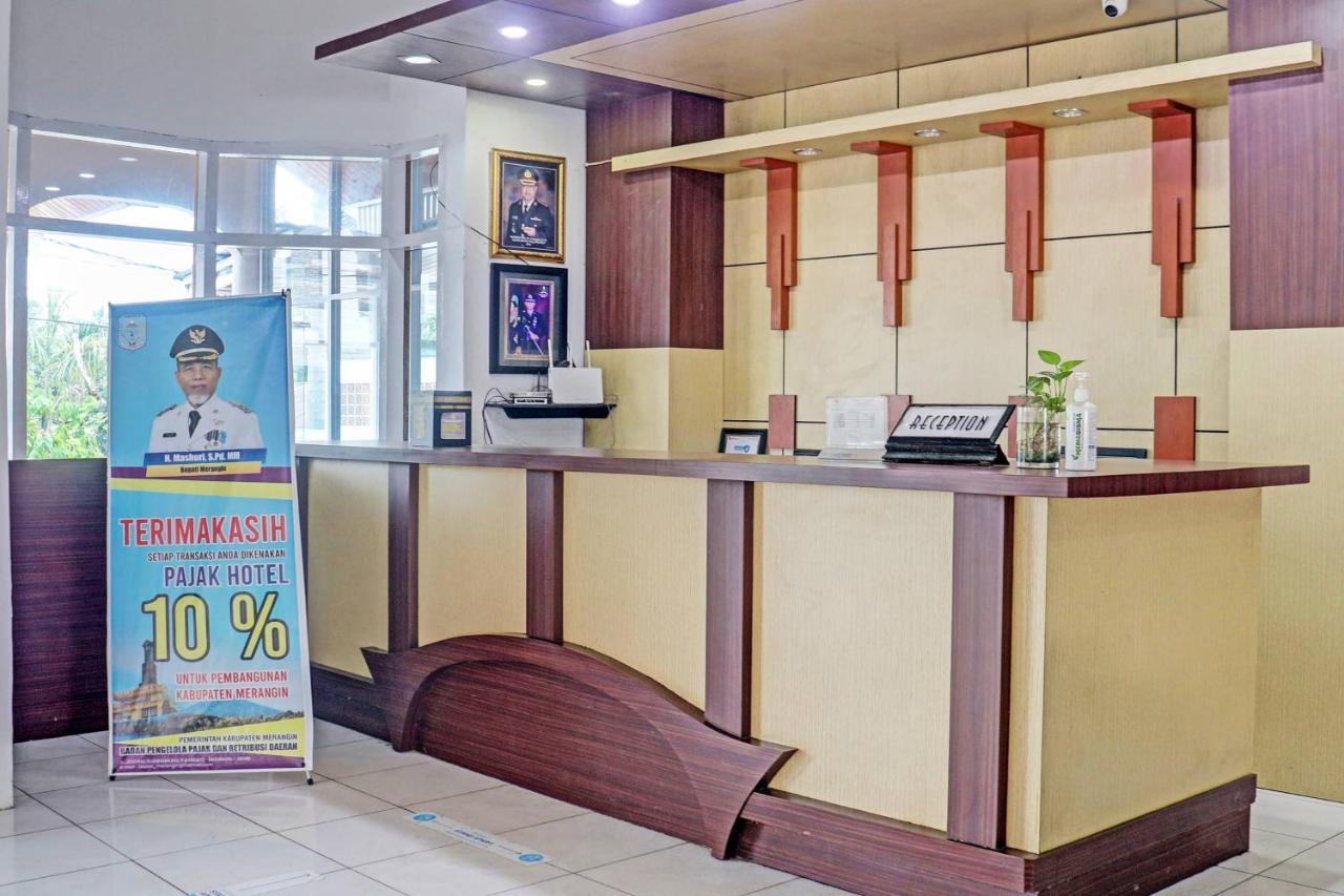 Oyo 90483 Homestay Permata Syariah Bangko Exterior foto