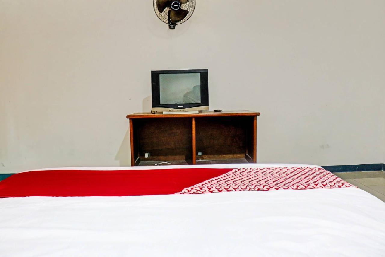 Oyo 90483 Homestay Permata Syariah Bangko Exterior foto