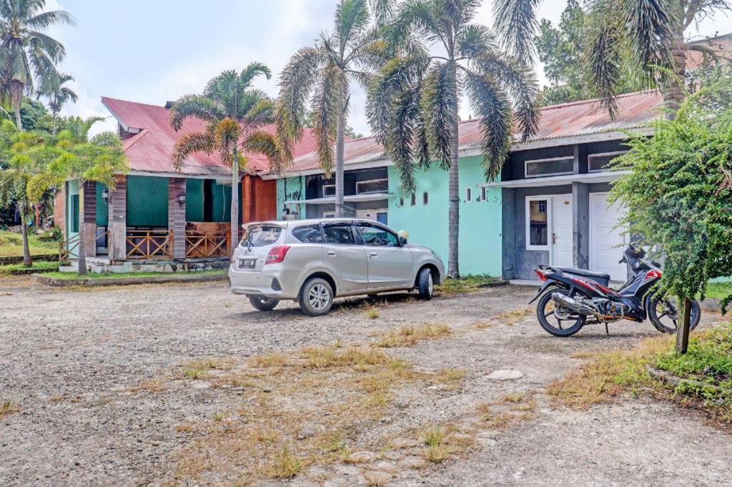 Oyo 90483 Homestay Permata Syariah Bangko Exterior foto